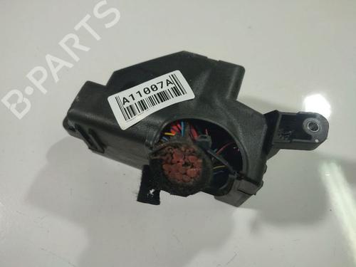 Used Fuse box Fuse box VW PASSAT B6 (3C2) 1.9 TDI (105 hp) 32543436 32543436