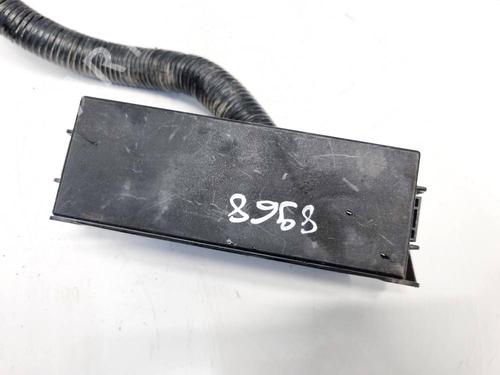 Fuse box TESLA MODEL S (5YJS) 85D AWD | BP32618423E1 - Image 2