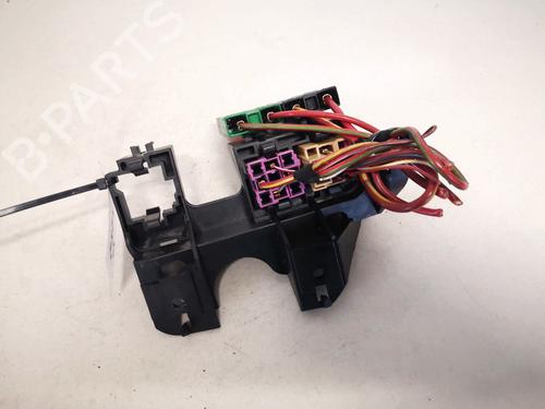 Fuse box AUDI A4 B6 (8E2) 1.9 TDI | BP32902576E1 - Image 2