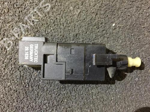 Used Electronic module Electronic module MERCEDES-BENZ A-CLASS (W168) A 140 (168.031, 168.131) (82 hp) 35655443 35655443