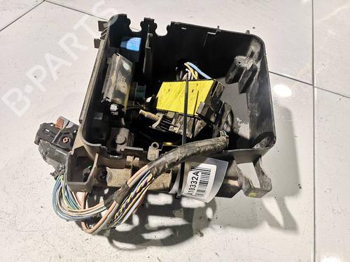 Used Fuse box Fuse box 38973876 38973876