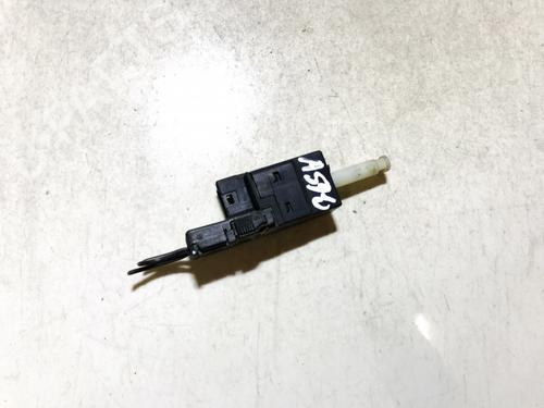 Used Electronic module Electronic module MERCEDES-BENZ C-CLASS (W202) C 200 Kompressor (202.025) (192 hp) 35881642 35881642