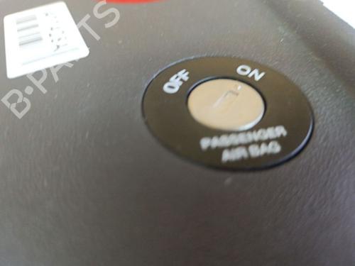 Switch HYUNDAI i30 (FD) 1.6 CRDi | BP36456499I30 - Image 2