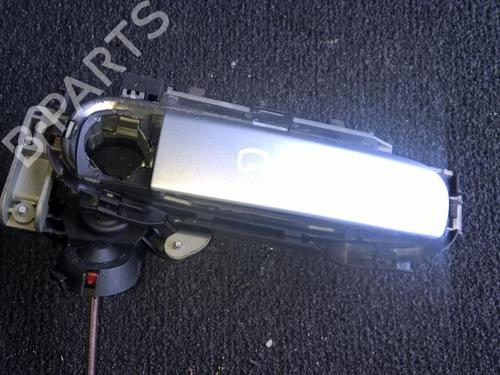 front-right-exterior-door-handle-audi-a4-b6-8e2-2000-2001-2002-2003-2004-2005-35880266 main image