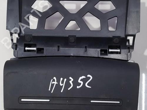 Used Ashtray Ashtray AUDI A3 (8P1) 1.6 (102 hp) 35835626 35835626