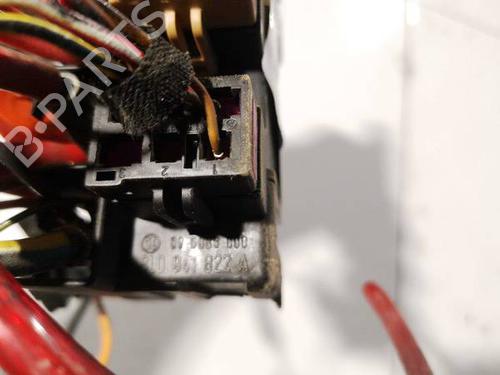 Fuse box AUDI A4 B5 (8D2) 1.8 | BP32579575E1 - Image 3