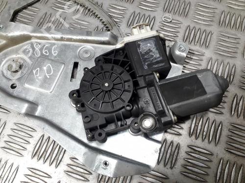 Used Right front window motor Right front window motor OPEL OMEGA B (V94) 2.0 16V (F69, M69, P69) (136 hp) 35695224 35695224