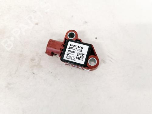 Used Electronic module Electronic module VOLVO S40 II (544) 2.0 D (136 hp) 33084890 33084890