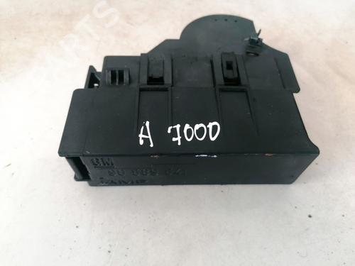 Used Fuse box Fuse box OPEL ASTRA G Hatchback (T98) 1.7 DTI 16V (F08, F48) (75 hp) 33094531 33094531