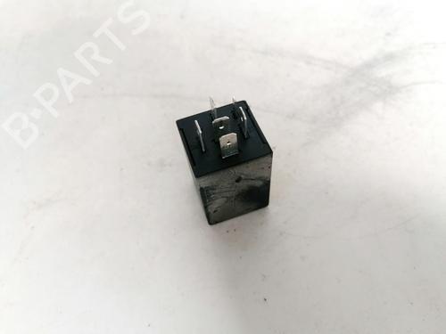 Electronic sensor AUDI 100 C4 Avant (4A5) 2.5 TDI | BP32877355M84 - Image 3