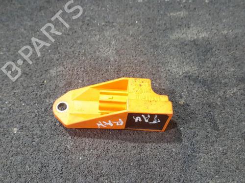 Used Electronic module Electronic module VW TOURAN (1T1, 1T2) 1.9 TDI (105 hp) 33483146 33483146