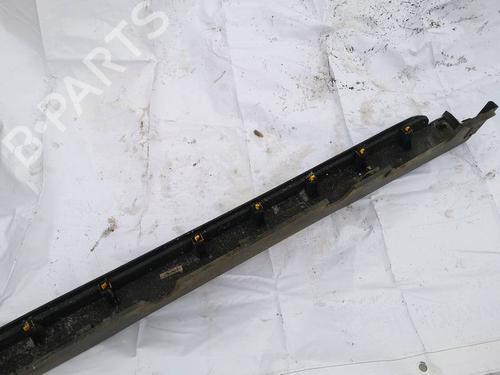 Used Right sideskirt Right sideskirt 34837101 34837101
