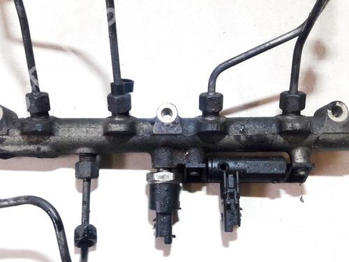 Injection rail CITROËN C5 I (DC_) 2.2 HDi (DC4HXB, DC4HXE) | BP35621573M98 - Image 2