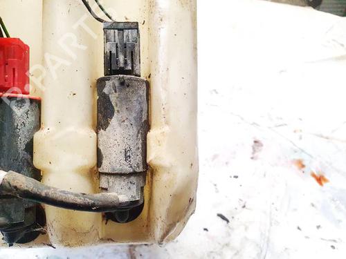 Used Washer pump Washer pump LAND ROVER FREELANDER I (L314) 2.0 DI 4x4 (98 hp) 35323451 35323451