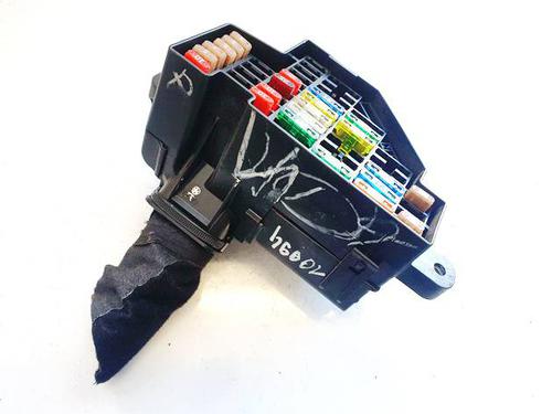 Fuse box VW JETTA III (1K2) 1.6 FSI | BP32969448E1 - Image 2