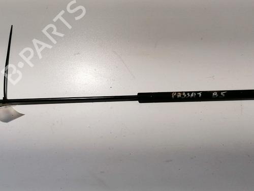 tailgate-lift-support-vw-passat-b5-variant-3b5-1997-1998-1999-2000-2001-35473410 main image