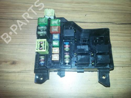 Used Fuse box Fuse box MITSUBISHI CARISMA (DA_) 1.9 TD (DA4A) (90 hp) 33519010 33519010