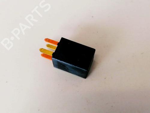 Used Other Other MITSUBISHI OUTLANDER I (CU_W) 2.4 4WD (CU5W) (160 hp) 33065395 33065395