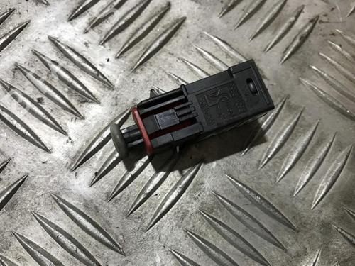Used Electronic module Electronic module SAAB 9-3 (YS3F, E79, D79, D75) 2.0 t (210 hp) 35690352 35690352