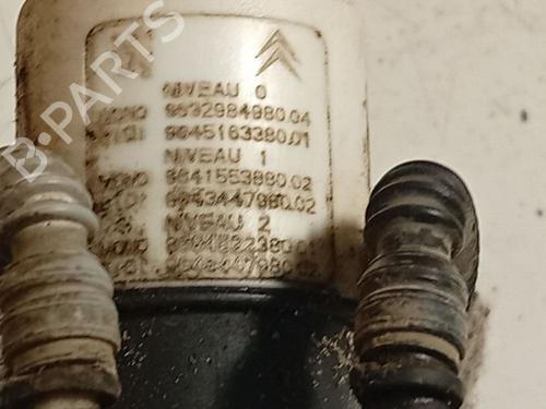 Washer pump PEUGEOT 807 (EB_) 2.2 HDi | BP38430574E24 - Image 4