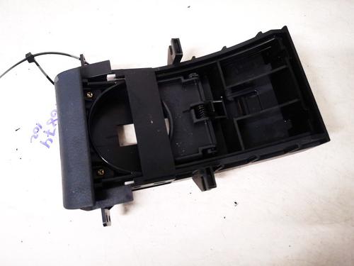 Koppholder/Gjenstandsholder Koppholder/Gjenstandsholder HONDA CIVIC VII Hatchback (EU, EP, EV) 1.7 CTDi (EP4, EU9) (100 hp) 35553717 35553717