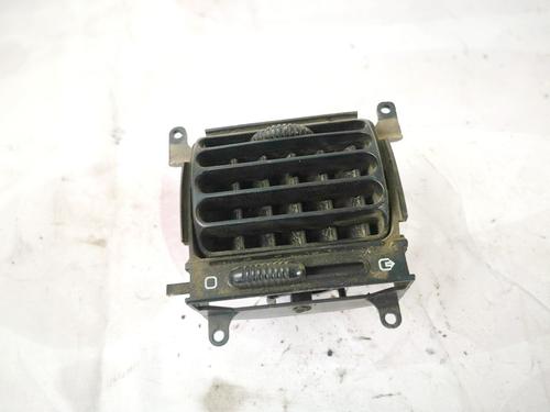 Used Air vent Air vent PEUGEOT PARTNER Platform/Chassis (5_, G_) 2.0 HDi (90 hp) 33073013 33073013