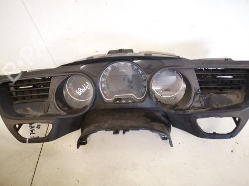Used Instrument cluster Instrument cluster 35399983 35399983