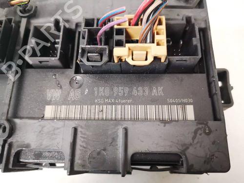 Electronic module VW GOLF PLUS V (5M1, 521) 1.9 TDI | BP35329764M83 - Image 2
