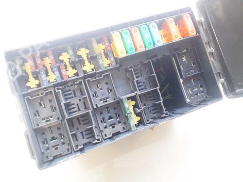 Used Fuse box Fuse box FORD FOCUS I (DAW, DBW) 1.8 TDCi (100 hp) 33523333 33523333
