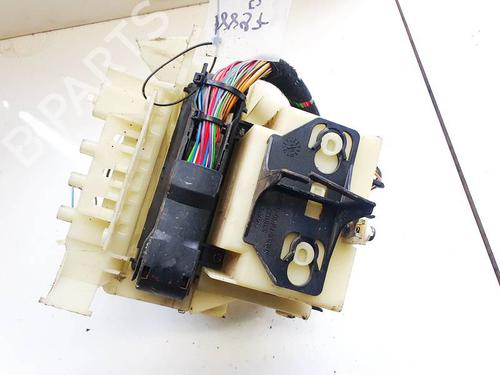 Used Fuse box Fuse box SAAB 9-5 Estate (YS3E) 2.2 TiD (120 hp) 32939332 32939332