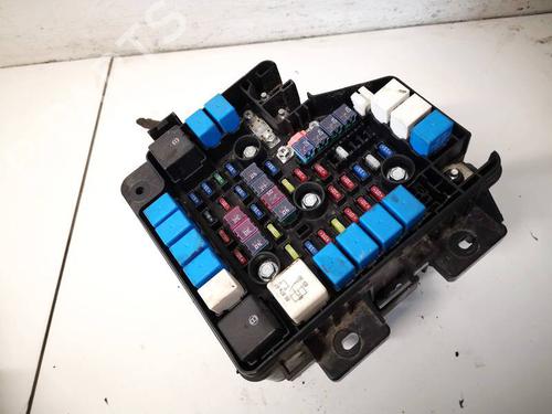 Used Fuse box Fuse box HYUNDAI SANTA FÉ II (CM) 2.2 CRDi GLS (150 hp) 32938304 32938304