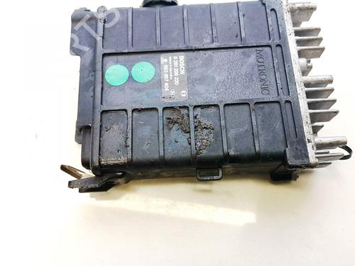 Used Engine control unit (ECU) AUDI 80 B3 Saloon (893, 894, 8A2) 2.0 E (113 hp) 33061942