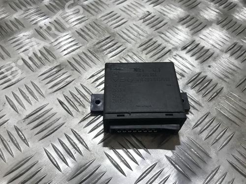Used Electronic module Electronic module OPEL OMEGA B (V94) 2.0 16V (F69, M69, P69) (136 hp) 35668077 35668077