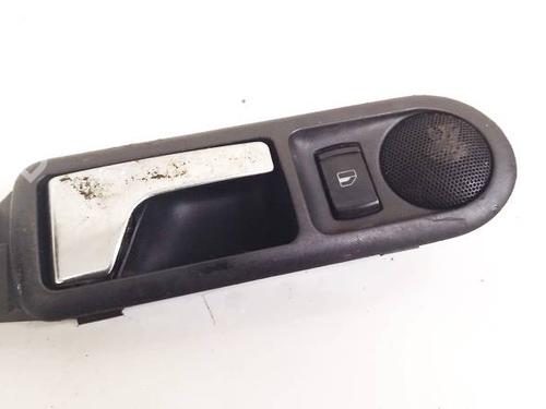 Used Rear right interior door handle Rear right interior door handle VW GOLF IV (1J1) 1.9 TDI (90 hp) 35030459 35030459