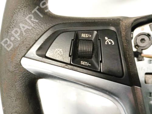 Used Steering wheel controls Steering wheel controls 34822027 34822027