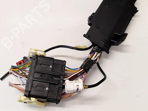 Used Fuse box Fuse box 36894892 36894892