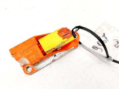 Used Electronic module Electronic module VW TOURAN (1T1, 1T2) 1.9 TDI (105 hp) 32945830 32945830