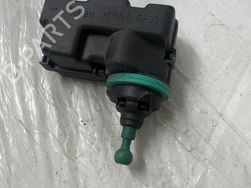 Used Headlight adjuster motor Headlight adjuster motor BMW 5 (F10) 535 d (313 hp) 39160031 39160031