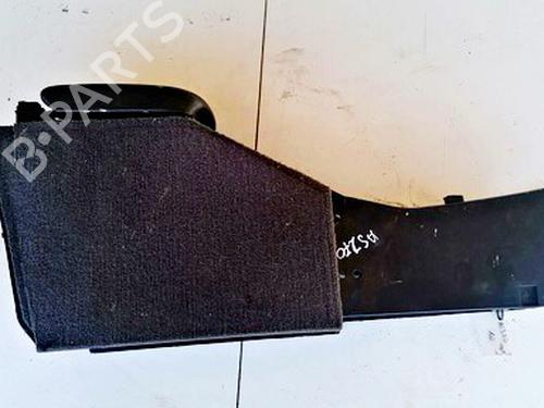 Used Armrest / Center console Armrest / Center console 35632609 35632609