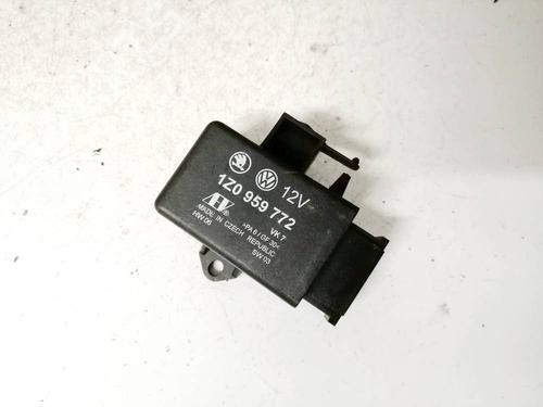 electronic-module-vw-passat-b6-3c2-2005-2006-2007-2008-2009-2010-2011-32610829 main image