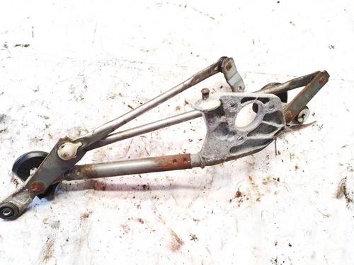 Used Front wipers mechanism Front wipers mechanism TOYOTA YARIS (_P9_) 1.3 VVT-i (NCP90_, NCP90R) (86 hp) 35708453 35708453