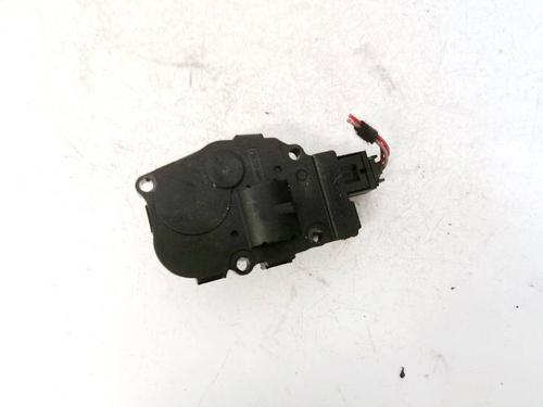 BP32585143M83 main image