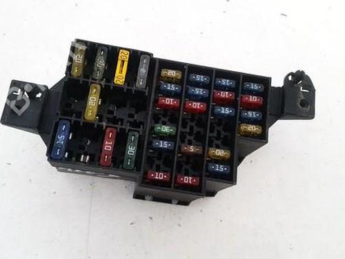 Used Fuse box Fuse box RENAULT CLIO II (BB_, CB_) 1.2 (75 hp) 33508440 33508440