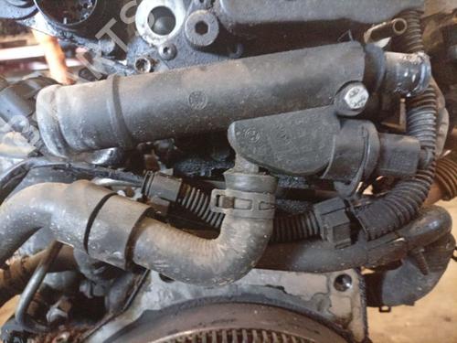 Used Thermostat housing Thermostat housing 37512888 37512888