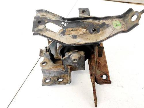 Used Engine mount Engine mount TOYOTA YARIS (_P9_) 1.3 VVT-i (NCP90_, NCP90R) (86 hp) 32949097 32949097