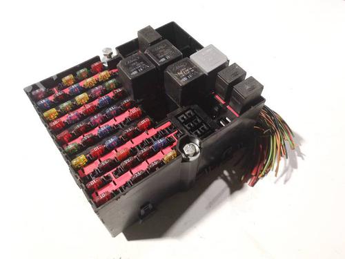 Used Fuse box Fuse box 32573956 32573956