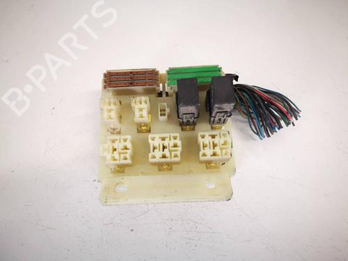 Used Fuse box Fuse box VOLVO S40 I (644) 1.9 DI (102 hp) 32582027 32582027