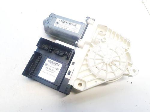 Left front window motor VW GOLF V (1K1) 1.6 FSI | BP35356361E21 - Image 3