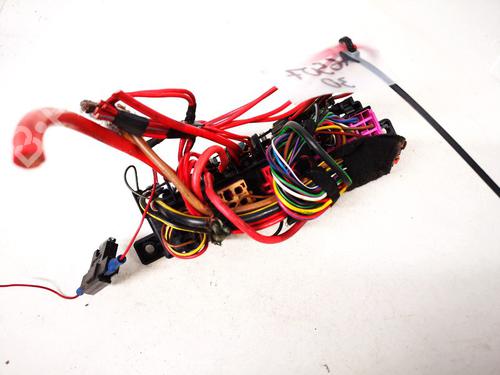 Fuse box VW PASSAT B5 Variant (3B5) 1.9 TDI | BP33078947E1 - Image 2