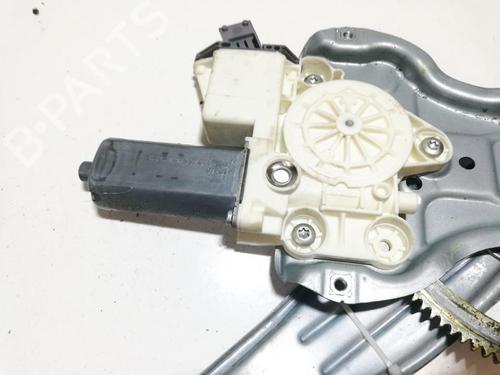 Used Right rear window motor Right rear window motor 35715981 35715981
